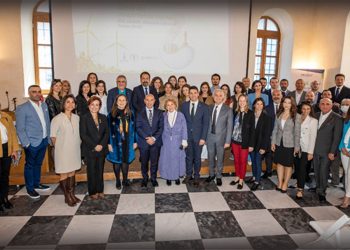 İzmir’in profesyonelleri için sürdürülebilirlik programı başladı