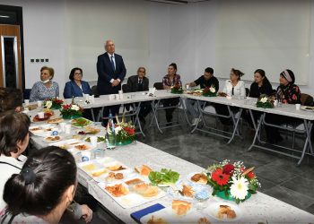 Barış Semt Merkezi’nin kursiyer kadınlarından iftar