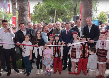 23 Nisan’a özel açılış