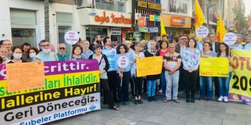 Karşıyaka’da Oturma Eyleminin 209. Haftasında Mücadele Çağrısı
