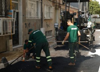 Konak Sokaklarında Yoğun Çalışma