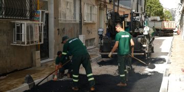 Konak Sokaklarında Yoğun Çalışma
