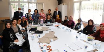 Semt Merkezinde Anneler Günü Kutlaması
