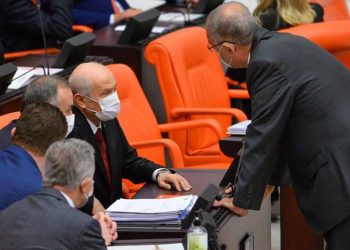 CHP’li Sertel Devlet Bahçeli’ye sözünü bir kez daha hatırlattı: “Kendi adıma bir yudum su istemem ama verdiğiniz sözü tutun”