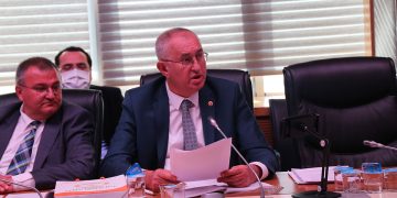 CHP’li Sertel: Bunlar denizi sadece denize girmekle biliyor