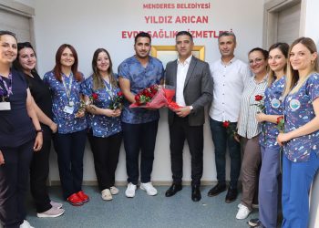 Başkan Kayalar’dan hemşirelere ziyaret