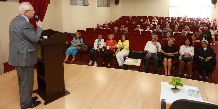 Karabağlar’da Engelliler Haftası söyleşisi