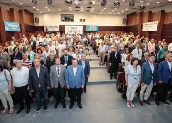 Başkan Batur’dan mitinge davet
