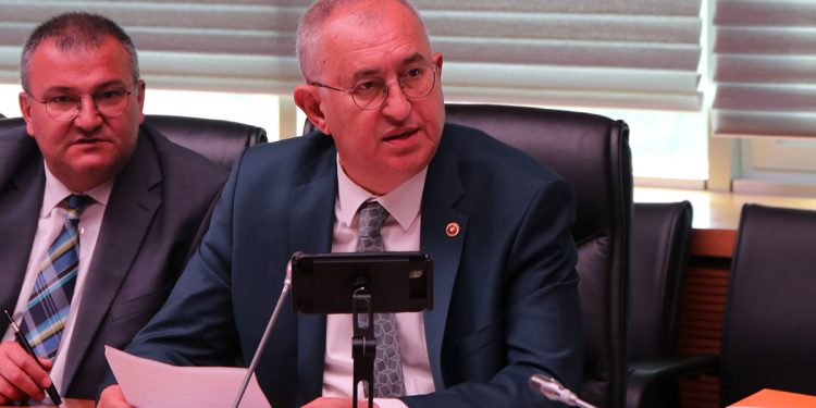 KEGM’den ilginç savunma: İş ilanına çıktık başvuru olmadı