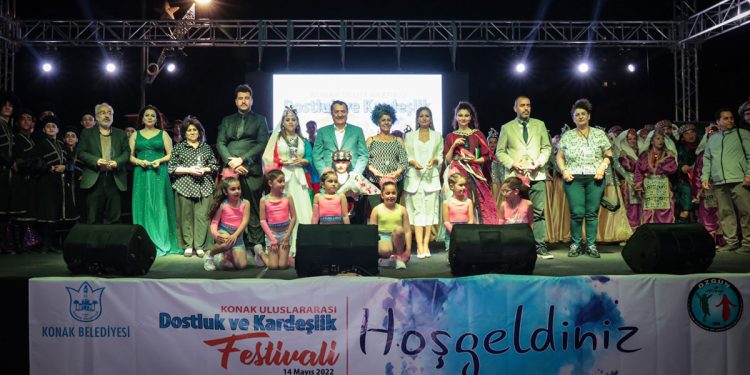 Konak’ta kardeşliğin festivali