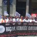 SGK’nın büro emekçileri mali ve özlük hakları için alana çıktı