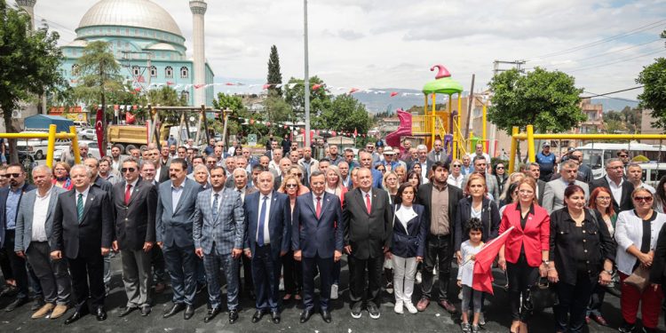 Konak 19 Mayıs’ı Gültepe’de kutladı