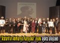 ‘’Atatürk’ün Adımlarıyla Karşıyaka’’ oyunu ayakta alkışlandı