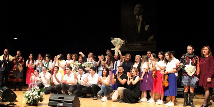 19 Mayıs’larda Güneş Bizimle Doğar