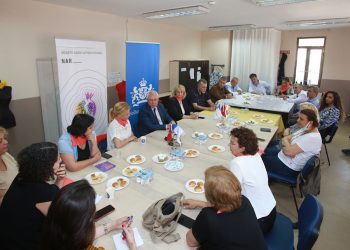 ‘Nar Elçileri’ Karabağlar’daydı