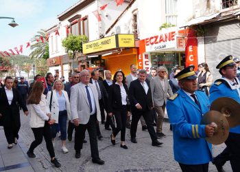 Çeşme’de 19 Mayıs coşkusu