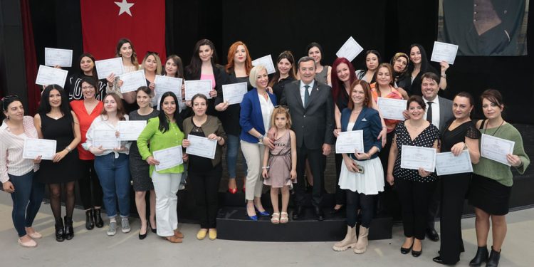 Konak’ta yetenek mesleğe Meslek kazanca dönüşüyor