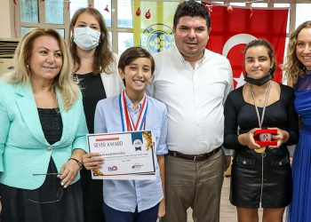 Buca BSM öğrencisi Uygar’a prestijli ödül