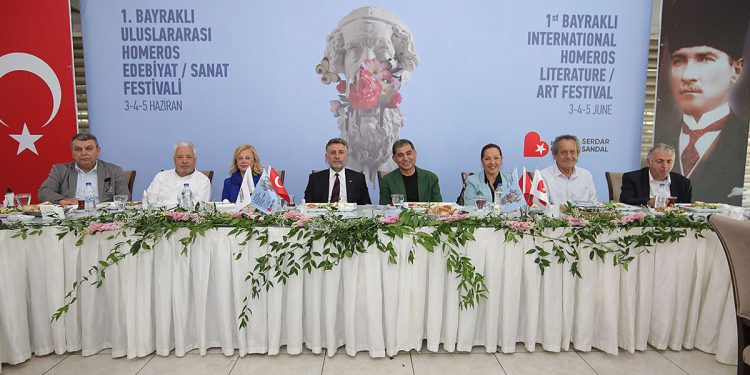 Homeros, Smyrna’ya geri dönüyor!