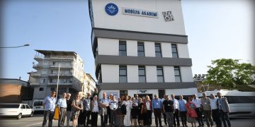 İzmir Kent Konseyleri Birliği Karabağlar’da buluştu