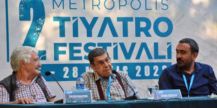 Usta sanatçılar tiyatro konuştu
