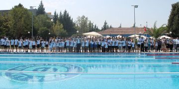 Egeli Yüzücüler madalyaları toplamaya devam ediyor