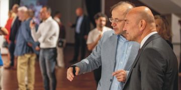 Başkan Tunç Soyer Almanya’ya göç sergisini açtı
