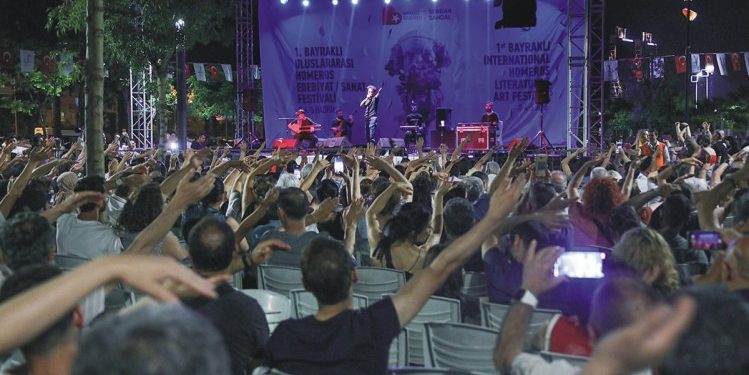 Uluslararası Homeros Festivali’ne muhteşem final!
