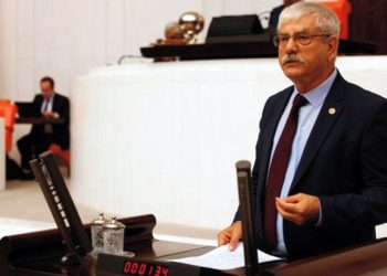 Duymayan kulaklar duysun, görmeyen gözler görsün artık!