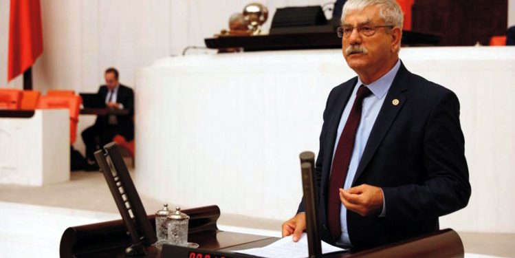Duymayan kulaklar duysun, görmeyen gözler görsün artık!