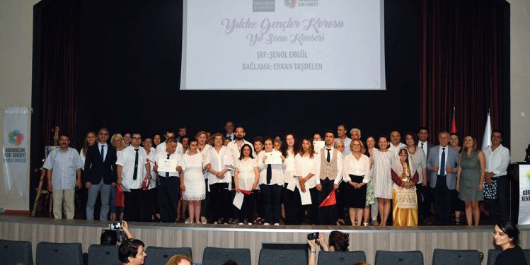 Yıldız Gençler, Karabağlar’da büyük beğeni topladı
