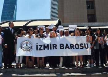 İzmir Barosu’ndan Suç Duyurusu