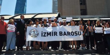 İzmir Barosu’ndan Suç Duyurusu