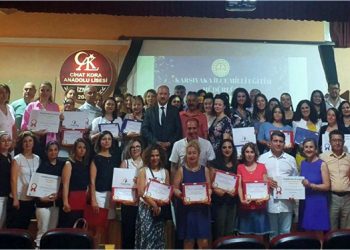 Karşıyaka’daki 21 okula kalite etiketi verildi