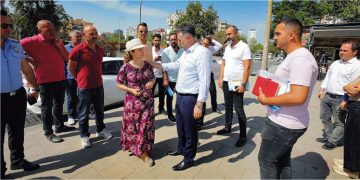 Büyükşehir’den Bayraklı çıkarması