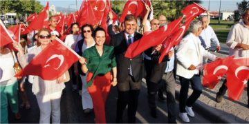 Yeni Türkü Konseri Damga Vurdu