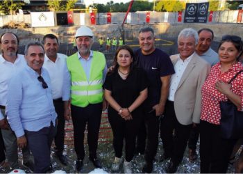 Cumhuriyet Apartmanı’nın temeli atıldı!