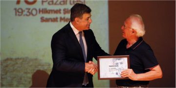 KARŞIYAKA MADIMAK’I UNUTMUYOR