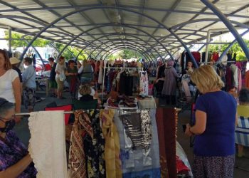 FOÇA EVDEKİ FAZLALIKLAR PAZARI