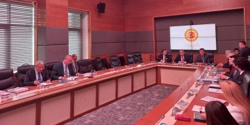 KİT komisyonunda bir ilk yaşandı