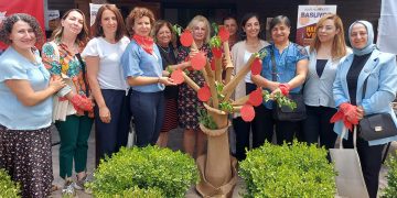 Nar Elçileri Manisa’da büyümeye devam ediyor