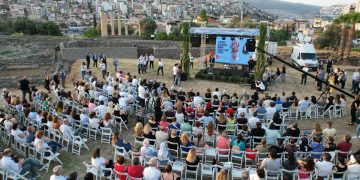 Bayraklı 1. Uluslararası Homeros Festivali’ne görkemli açılış