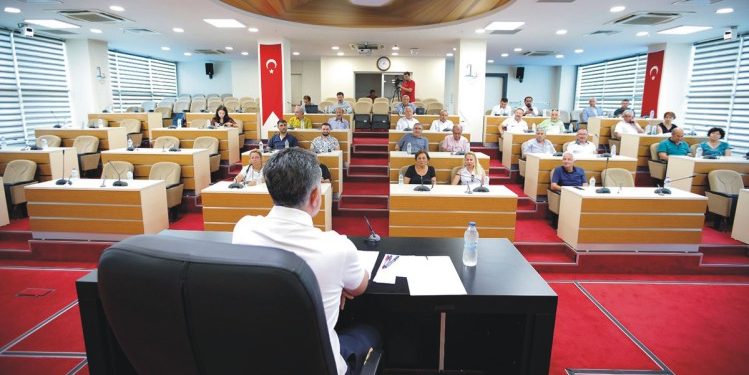 Başkan Sandal “İzmir’in en gözde ilçesi Bayraklı olacak”