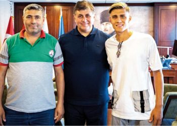 TUGAY, KARŞIYAKA’NIN GURURU KAZIMCAN’I AĞIRLADI