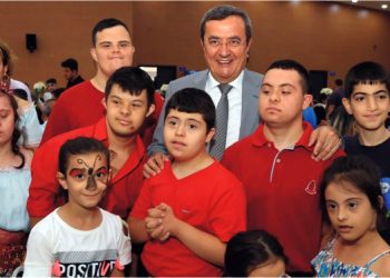 Batur: Çocuklar için ne yapsak az