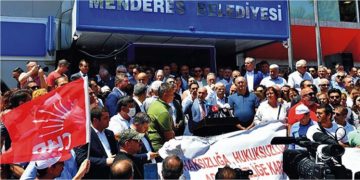 Başkan Soyer: “Alnımız açık başımız dik”