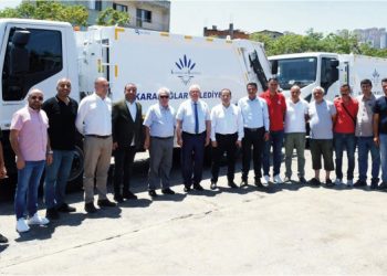 Karabağlar’a bayram armağanları