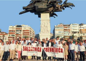 Batur: Srebrenitsa’nın acısı yüreğimizde