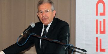 Faiz artırımı artık düşünülmeli