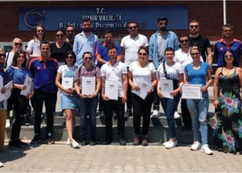 NARLIDERE BELEDİYESİ ÇALIŞANLARI AFAD GÖNÜLLÜSÜ OLDU